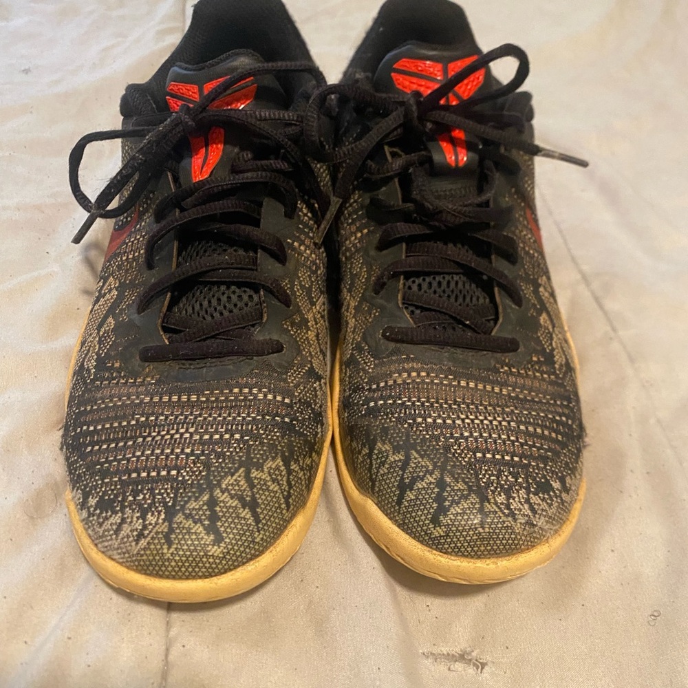 Nike Mamba Rage Black Crimson 7Y Kobe Bryant Basketball Sneakers